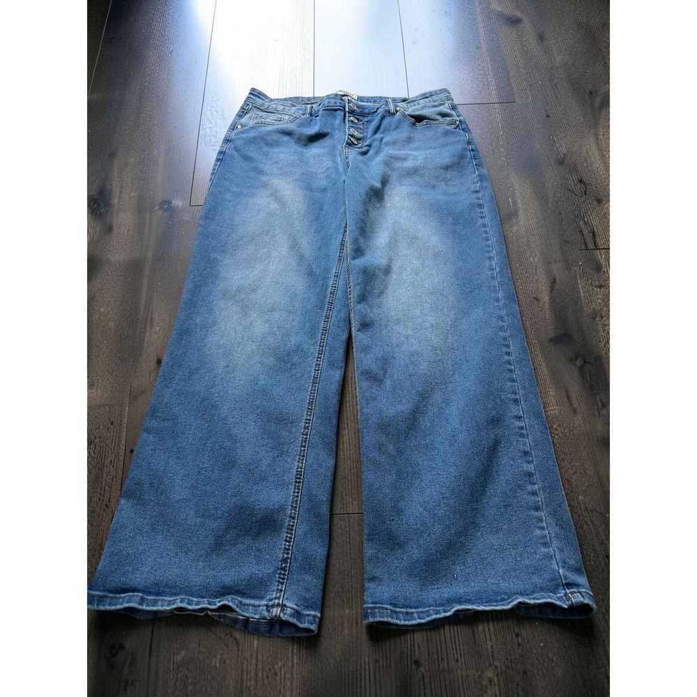 VIP Honey Los Angeles Wide Leg Button Fly Jeans Medium Wash 3XL/W36